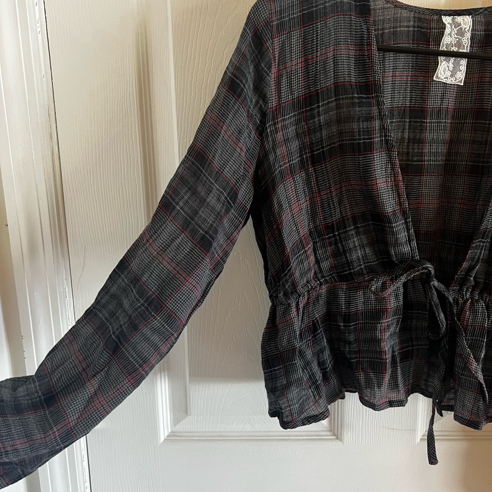 Sadie & Sage Plaid Blouse